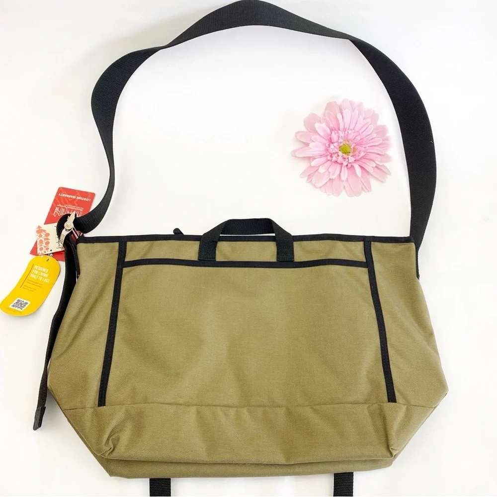 Free People Movement Manhattan Portage Kaleidoscope Messenger Bag Computer Case